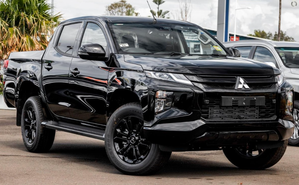 Mitsubishi Triton Black Edition: Detail Lengkap dan Model Sporty